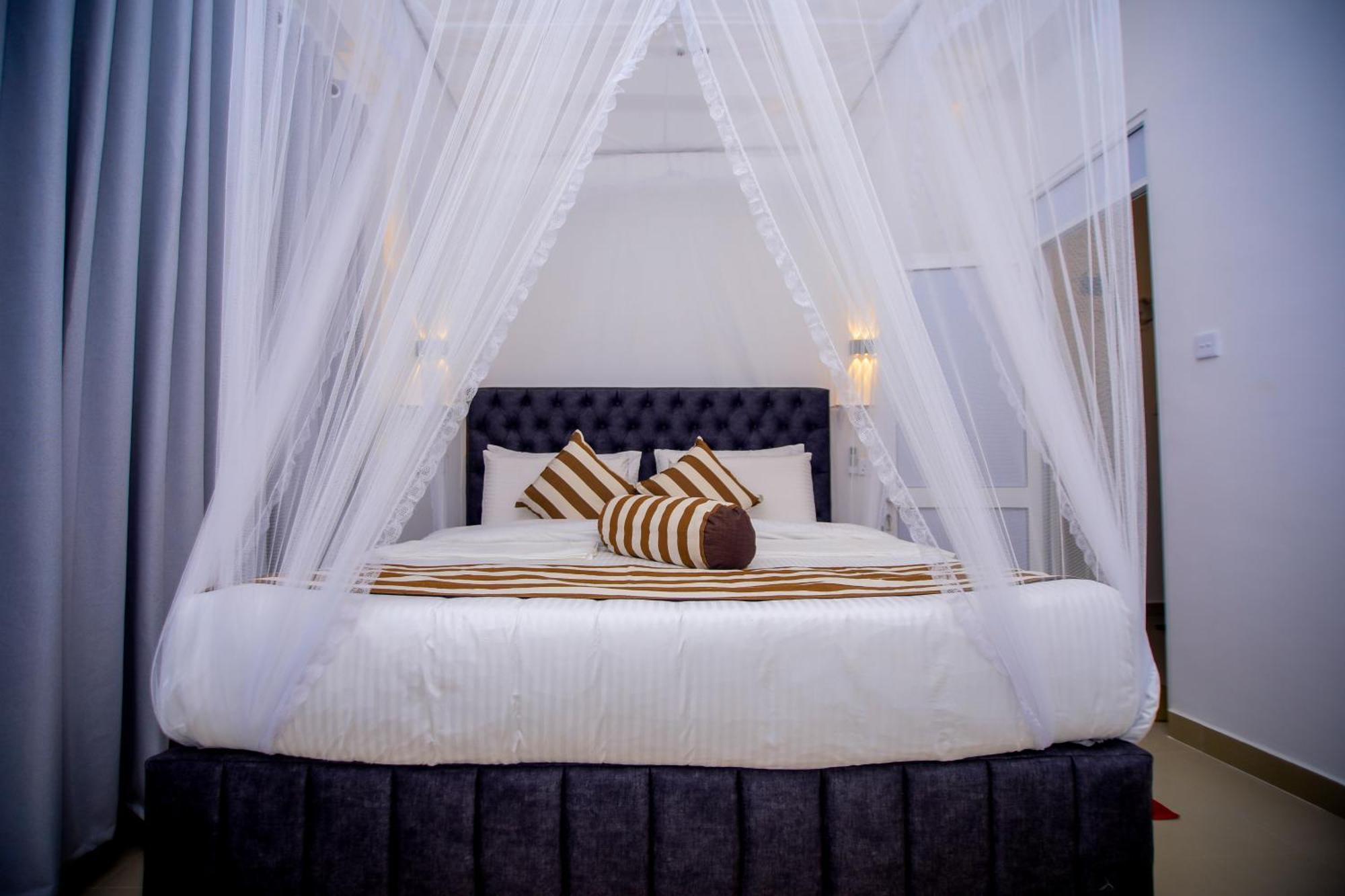 Ella Nimal Nest Inn Luaran gambar