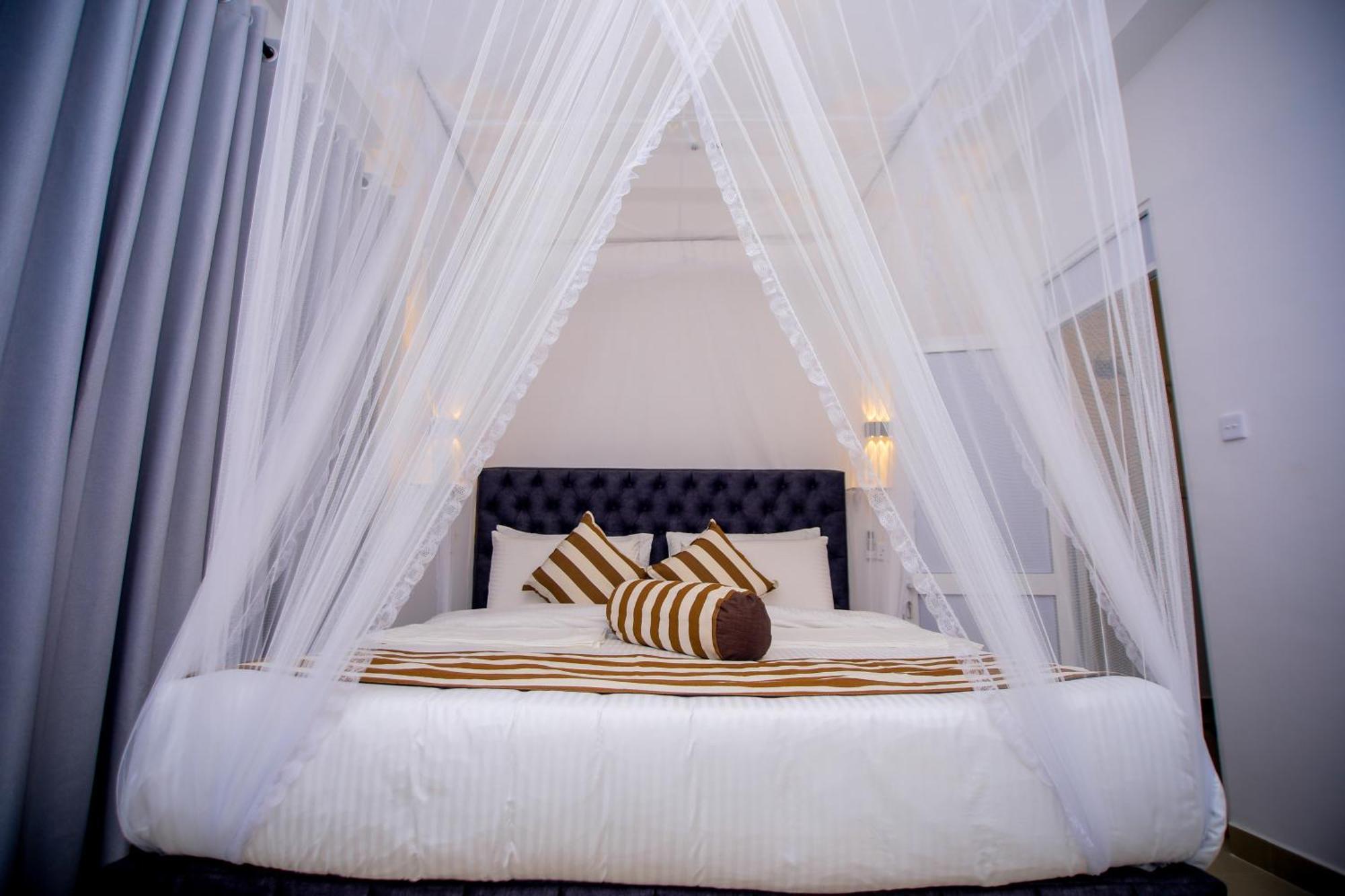 Ella Nimal Nest Inn Luaran gambar