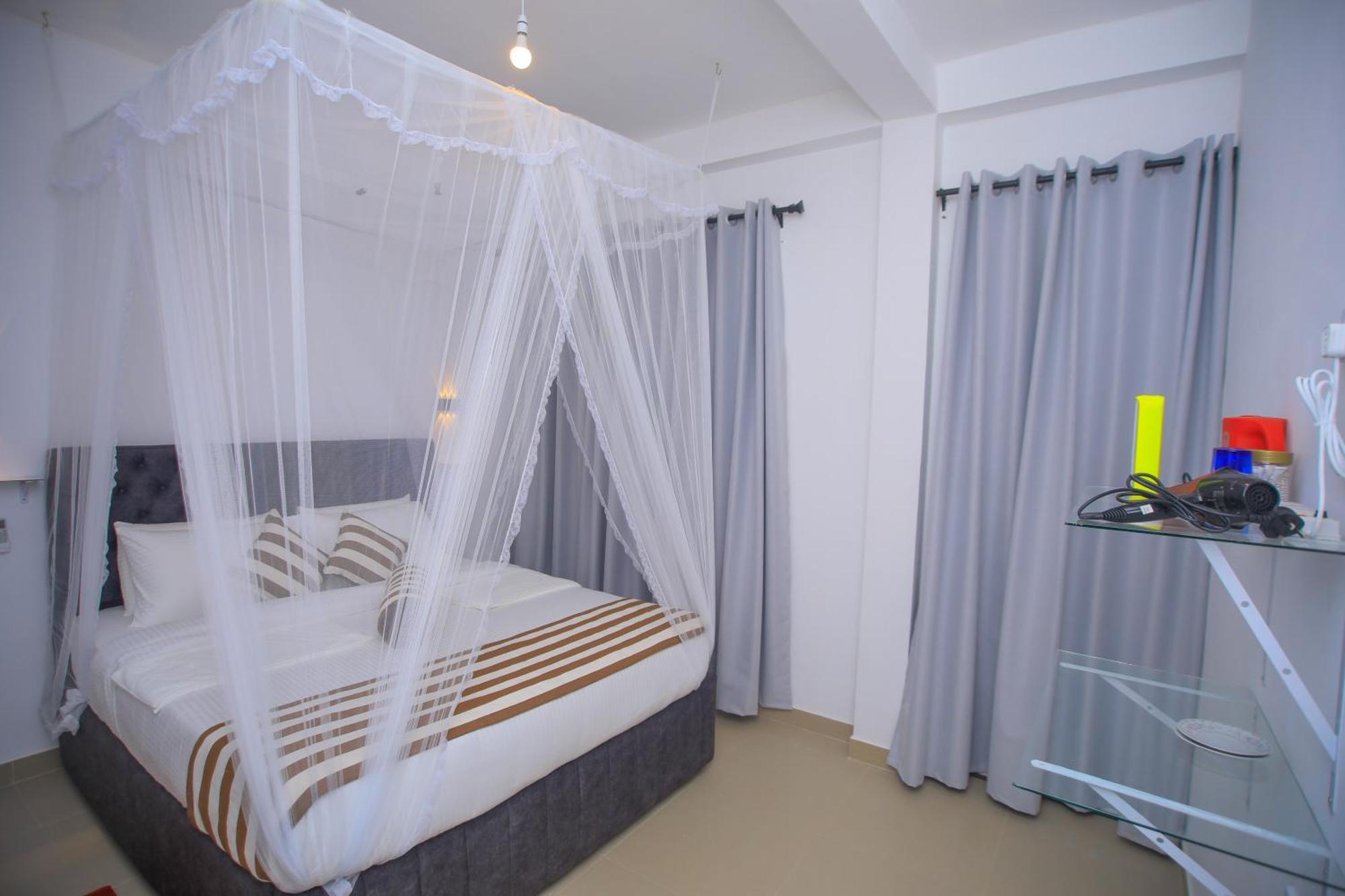 Ella Nimal Nest Inn Luaran gambar